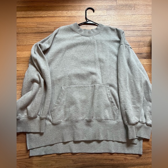 UO Urban Outfitters Pullover Sweatshirt - Picture 1 of 3